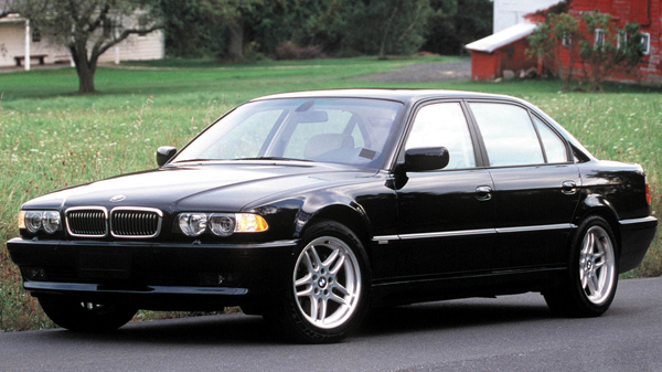 BMW E38 (1998-2001) FL
