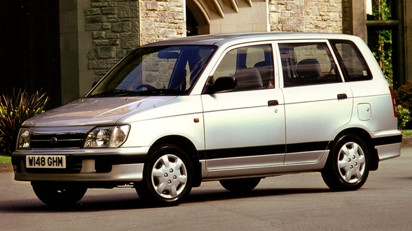 Daihatsu Grand Move (1999-2002)