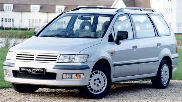 Mitsubishi Space Wagon 3 (1998-2003)